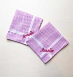 Gepersonaliseerd dameszakdoekje met ruitjesmotief – pastel, 30x30 cm